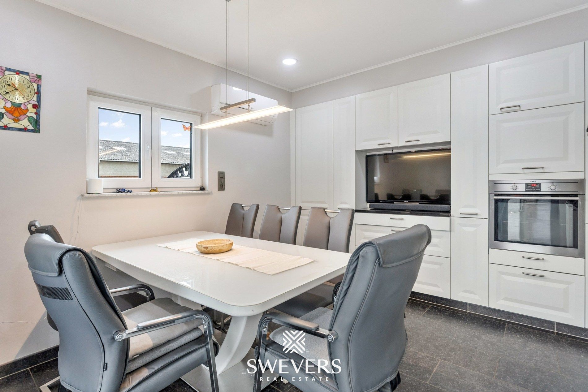 Ruime & energiezuinige gezinswoning in Sint-Truiden foto 11