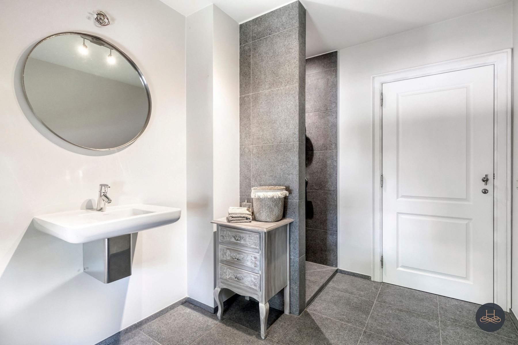 Exclusieve prachtig afgewerkte pastorijwoning met grote tuin foto 41