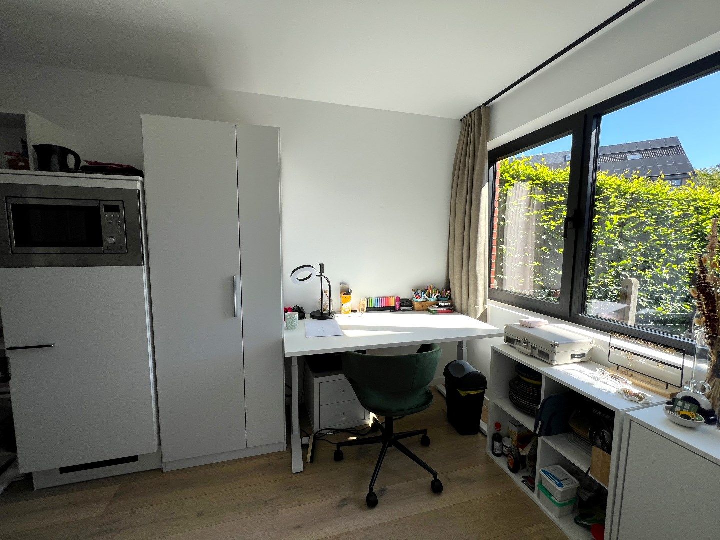 Volledig gerenoveerde en gemeubelde kamer met privé-sanitair in een kleinschalige residentie!  foto 5