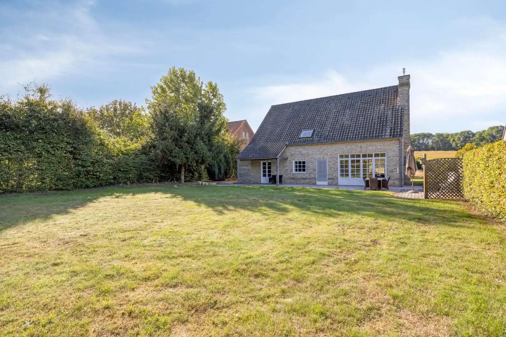 Villa met bureau,  5 slaapkamers, 2 badkamers en ruime tuin in Bierbeek! - EPC 172 kWh/m² - bewoonbare opp. 242 m² foto 31