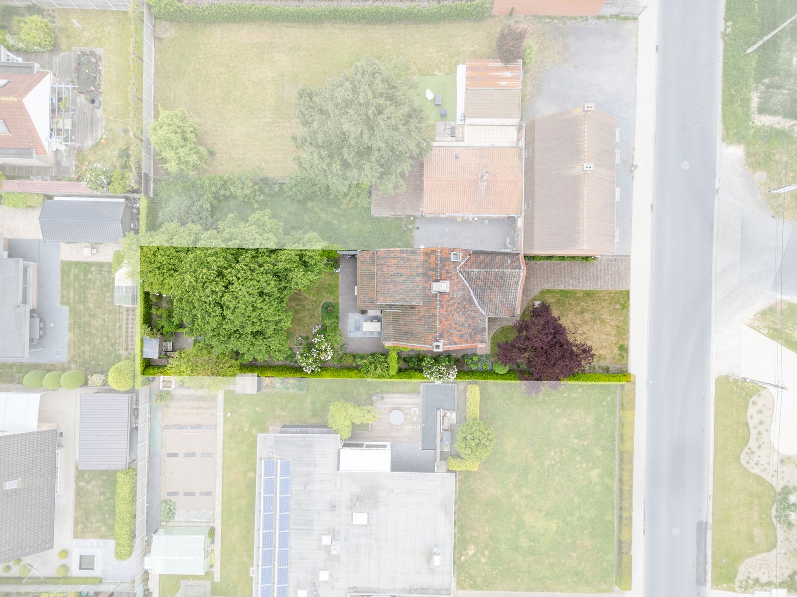 Charmante en rustig gelegen woning op 583 m² foto 12