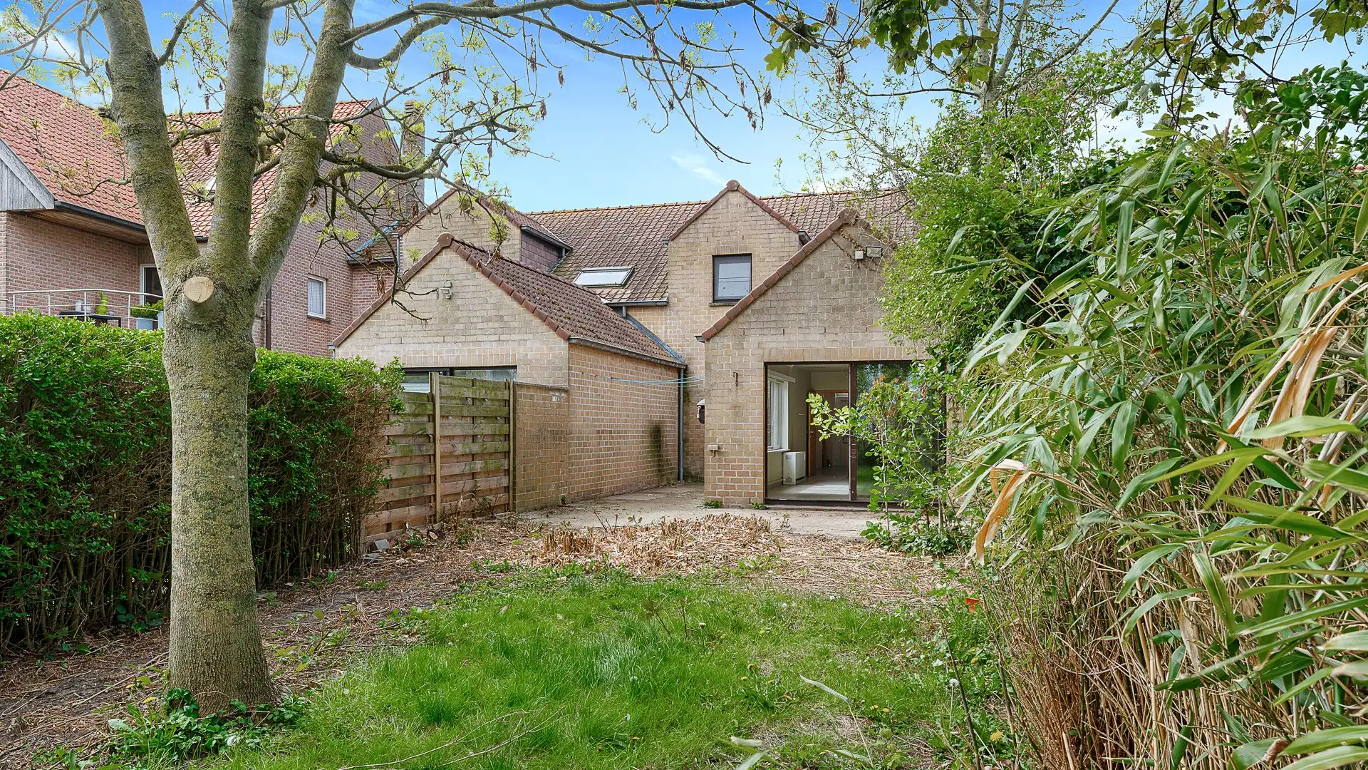 Woning met leuke tuin in het charmante Vlissegem foto 9