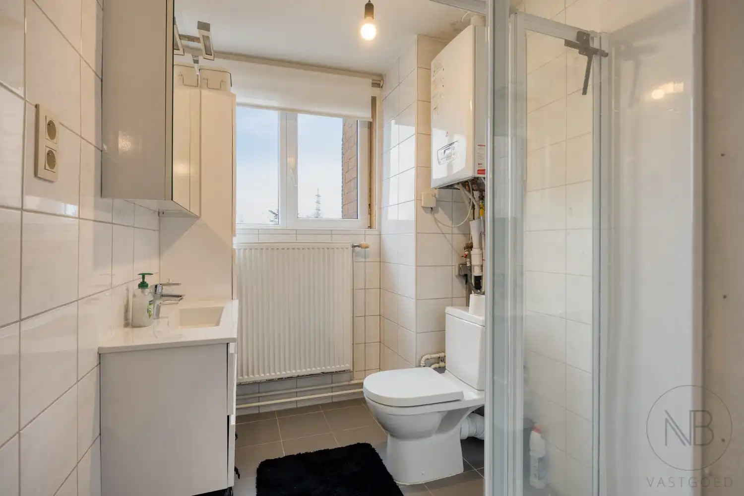 Uniek Investeringspand met een goed rendement op de Stalenstraat Genk foto 12