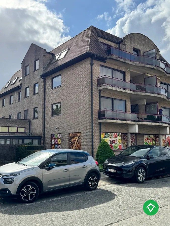Appartement met 3 slaapkamers en garage te Kortemark  foto 2