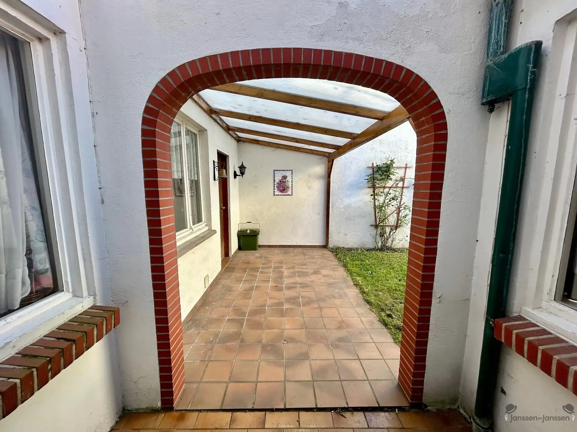 Ruime renovatiewoning gelegen in Hartje Hamm foto 26