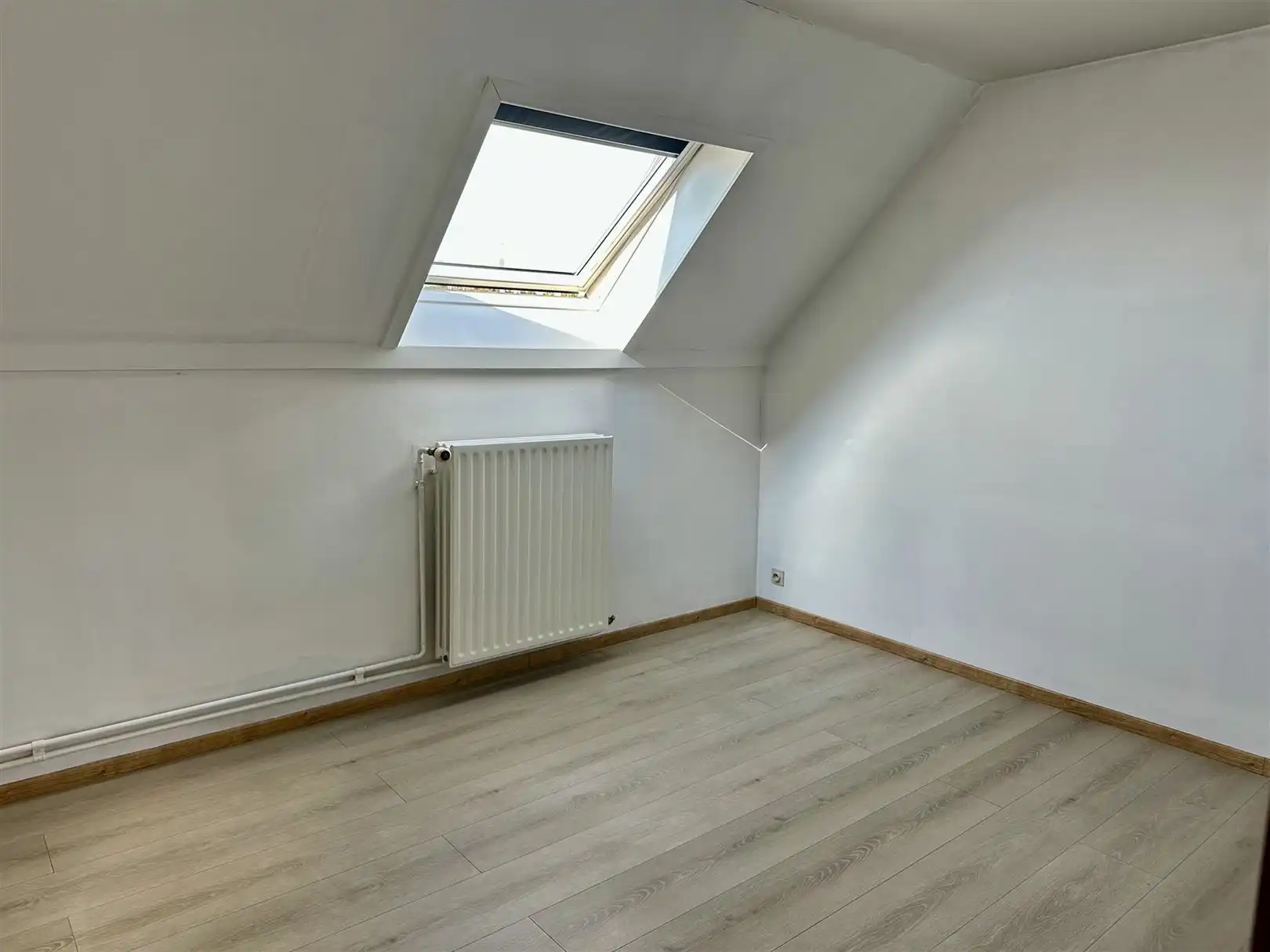 Appartement TE HUUR nabij station Oudenaarde  foto 9
