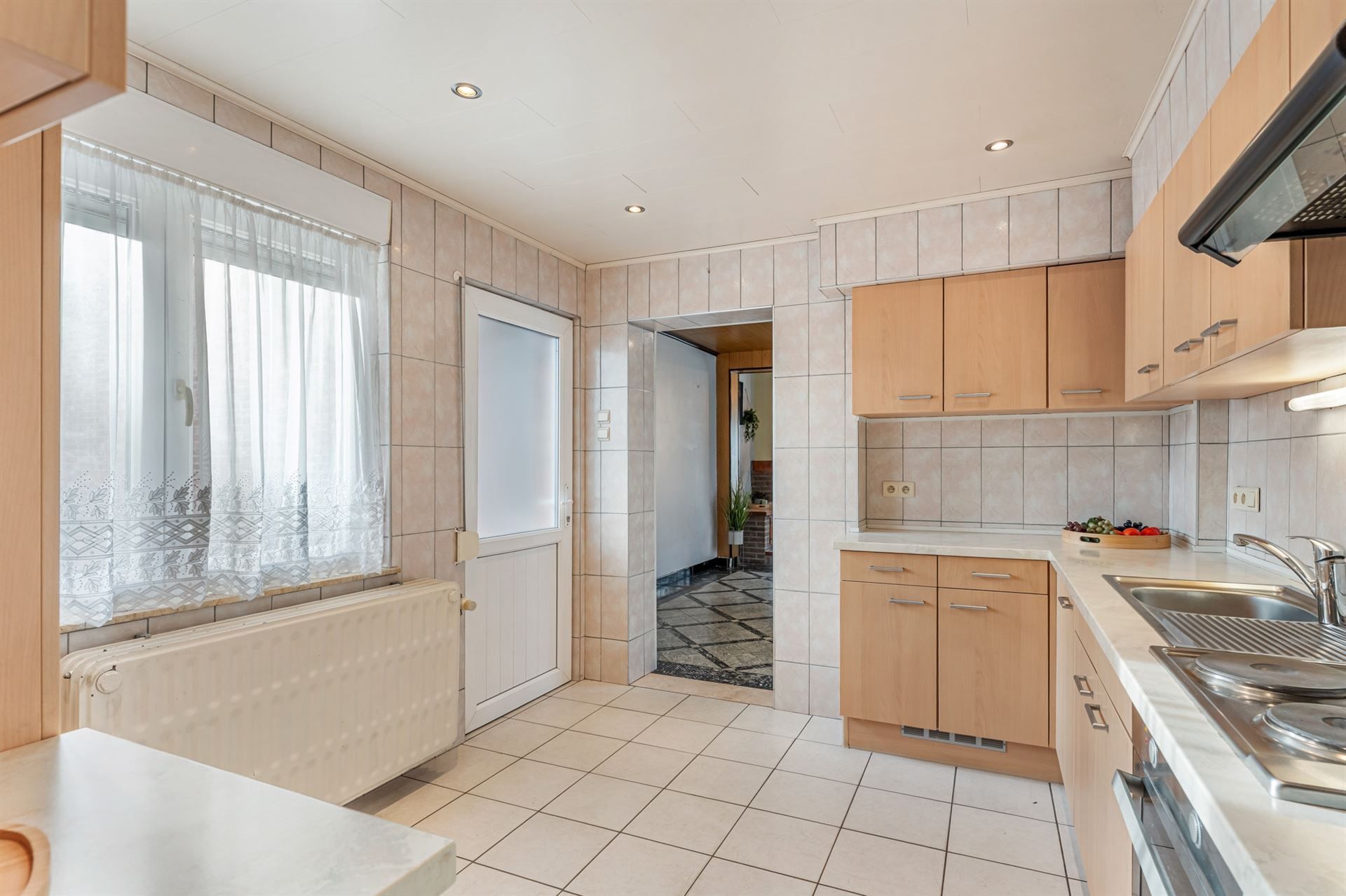 Eengezinswoning met tuin. foto 13