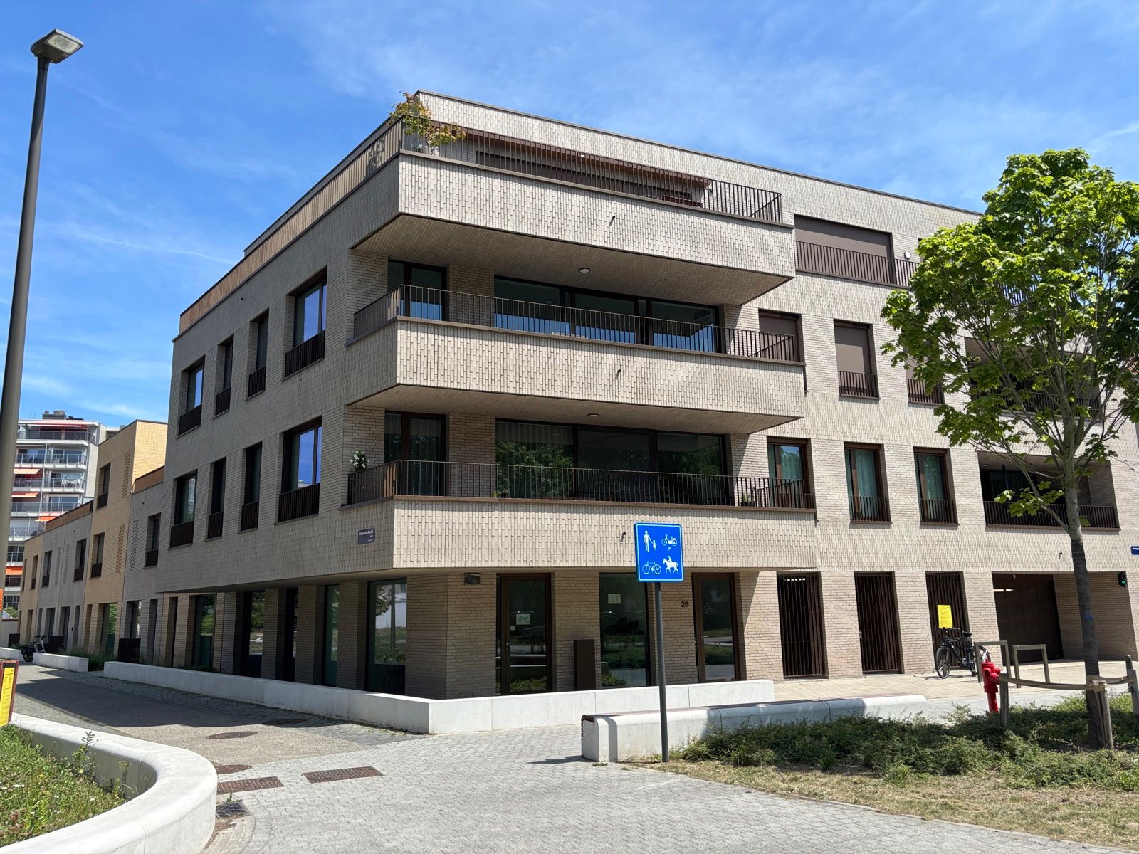 Kantoor/Praktijkruimte in nieuwbouwsite Komet, Mechelen foto {{pictureIndex}}