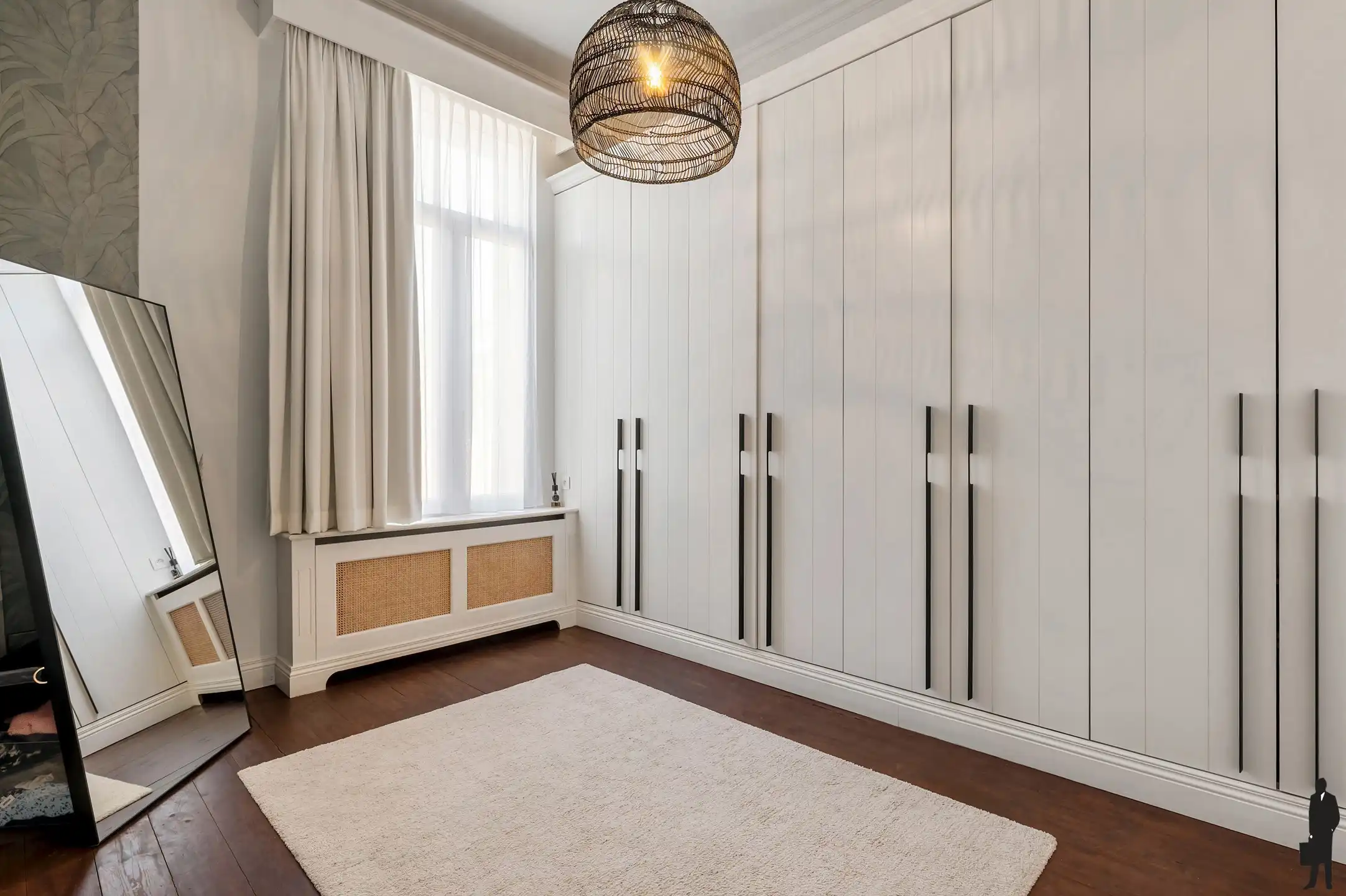 Karaktervolle, volledig gerenoveerde woning met 4 slaapkamers en stadstuin in het hart van Berchem foto 5