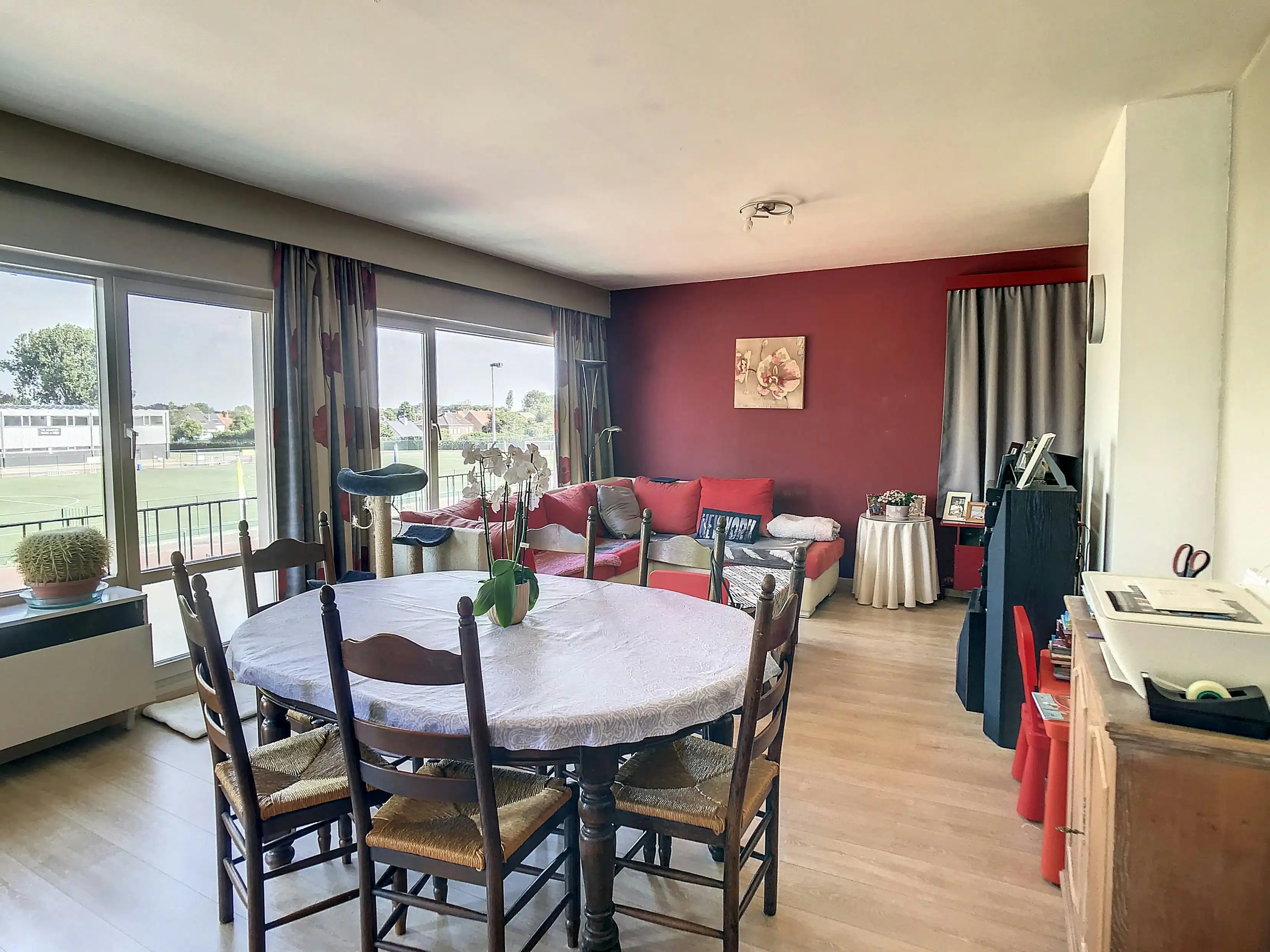 Lichtrijk appartement te koop met 2 slaapkamers en garagebox  foto 10