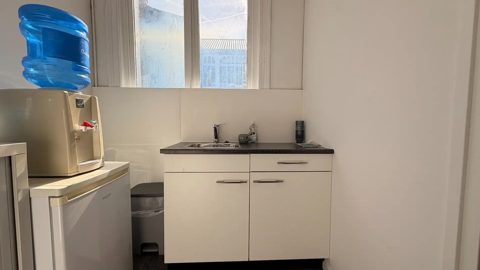 Instapklare kantoren te huur in herenhuis aan de Meir in Antwerpen foto 10