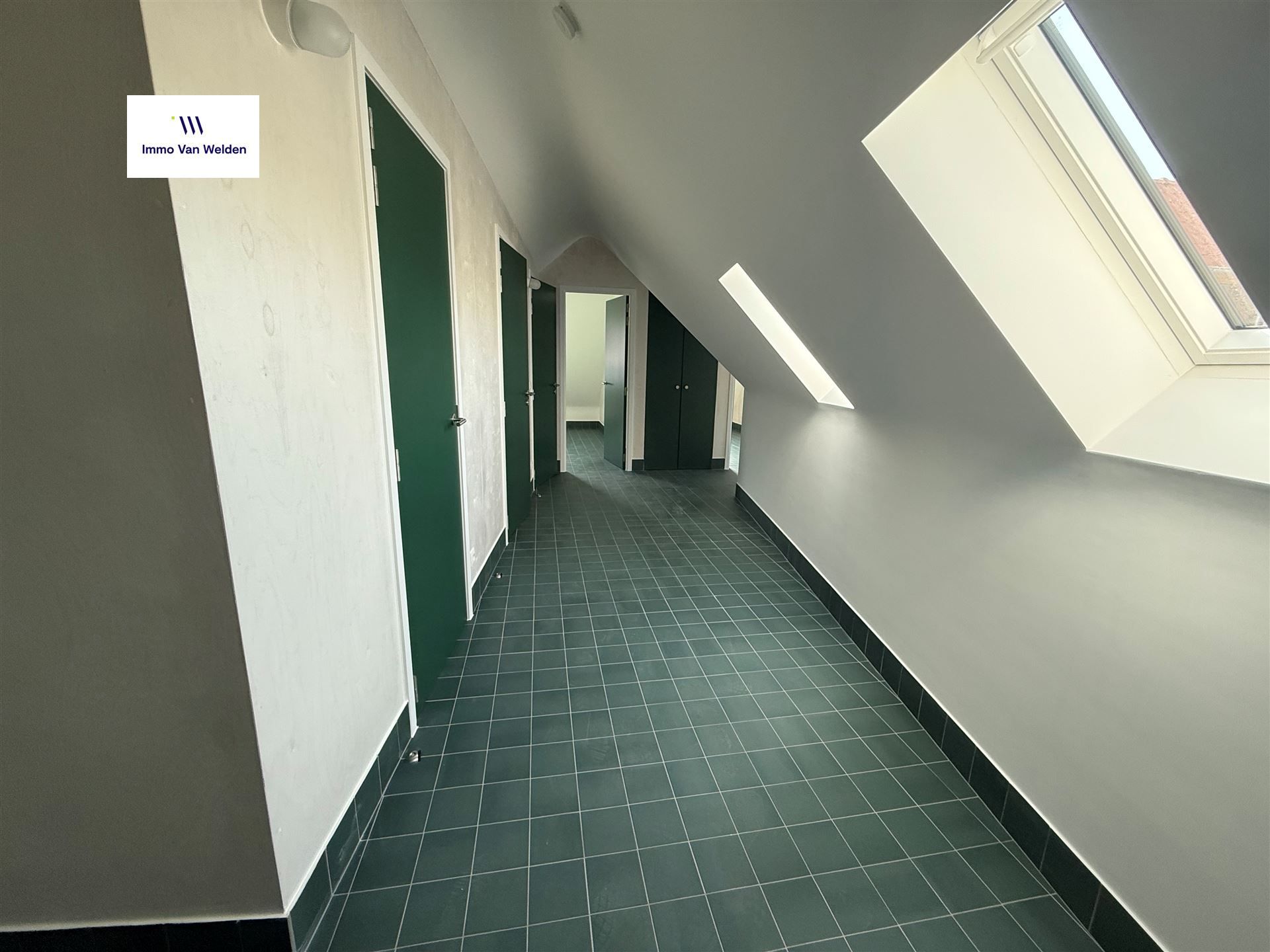 Uniek dakappartement te huur in het historische Begijnhof van Oudenaard foto 5