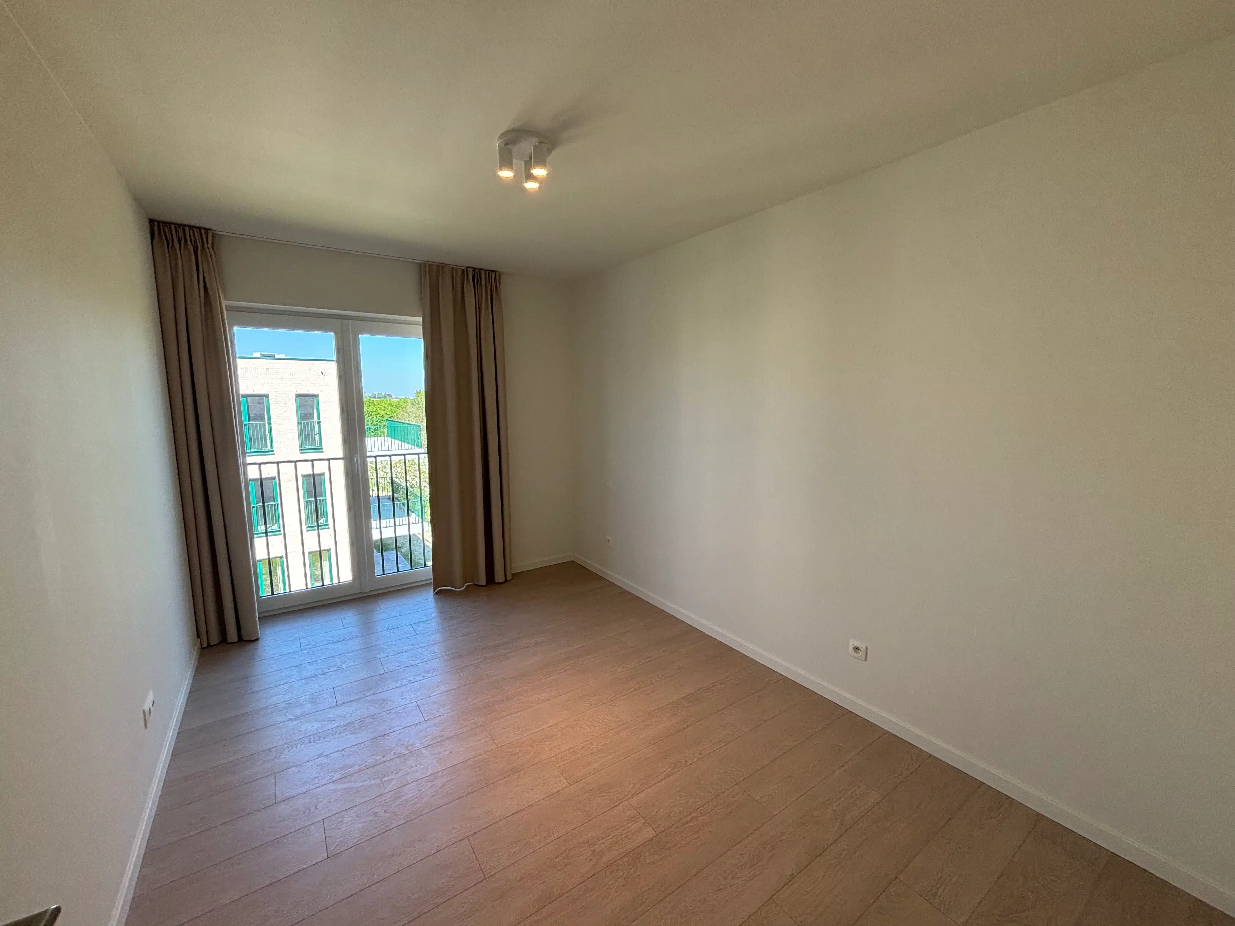 Luxe & Energiezuinig wonen: Ruim appartement (1 slpk + bureau) in Koningslo foto 6