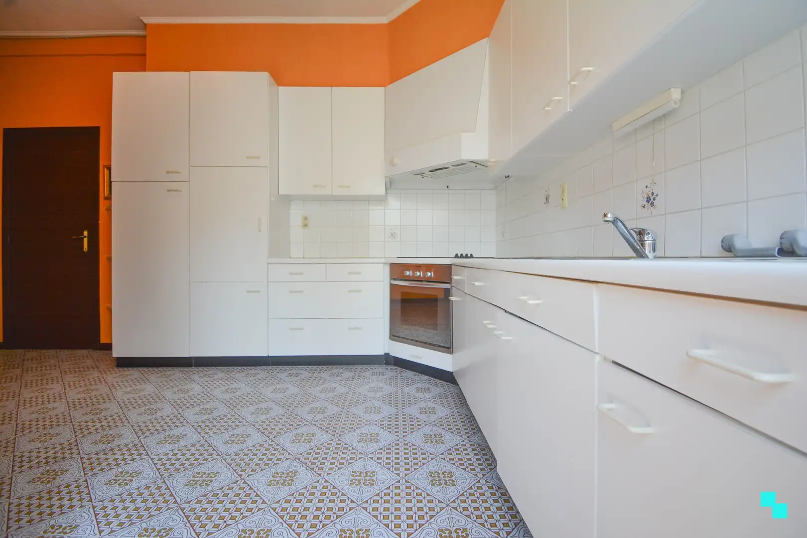 Te renoveren eengezinswoning in centrum Gits foto 7