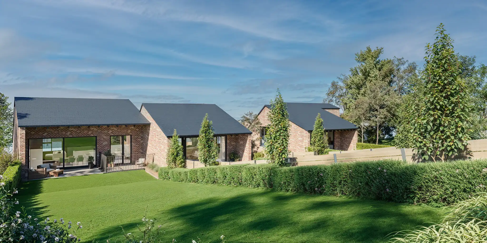 TE KOOP OP PLAN: woning in halfopen verband met lift foto 6