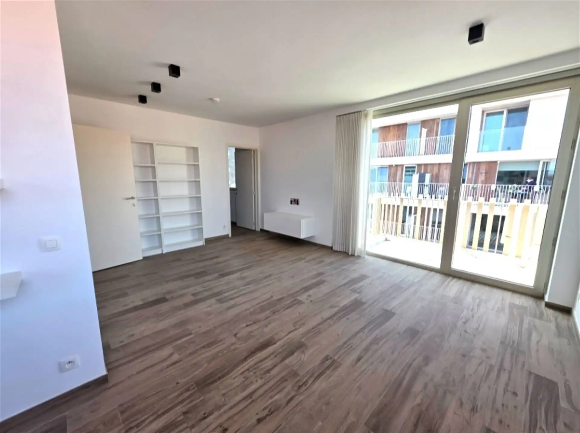 Lichtrijk appartement met zonnig terras! foto 7