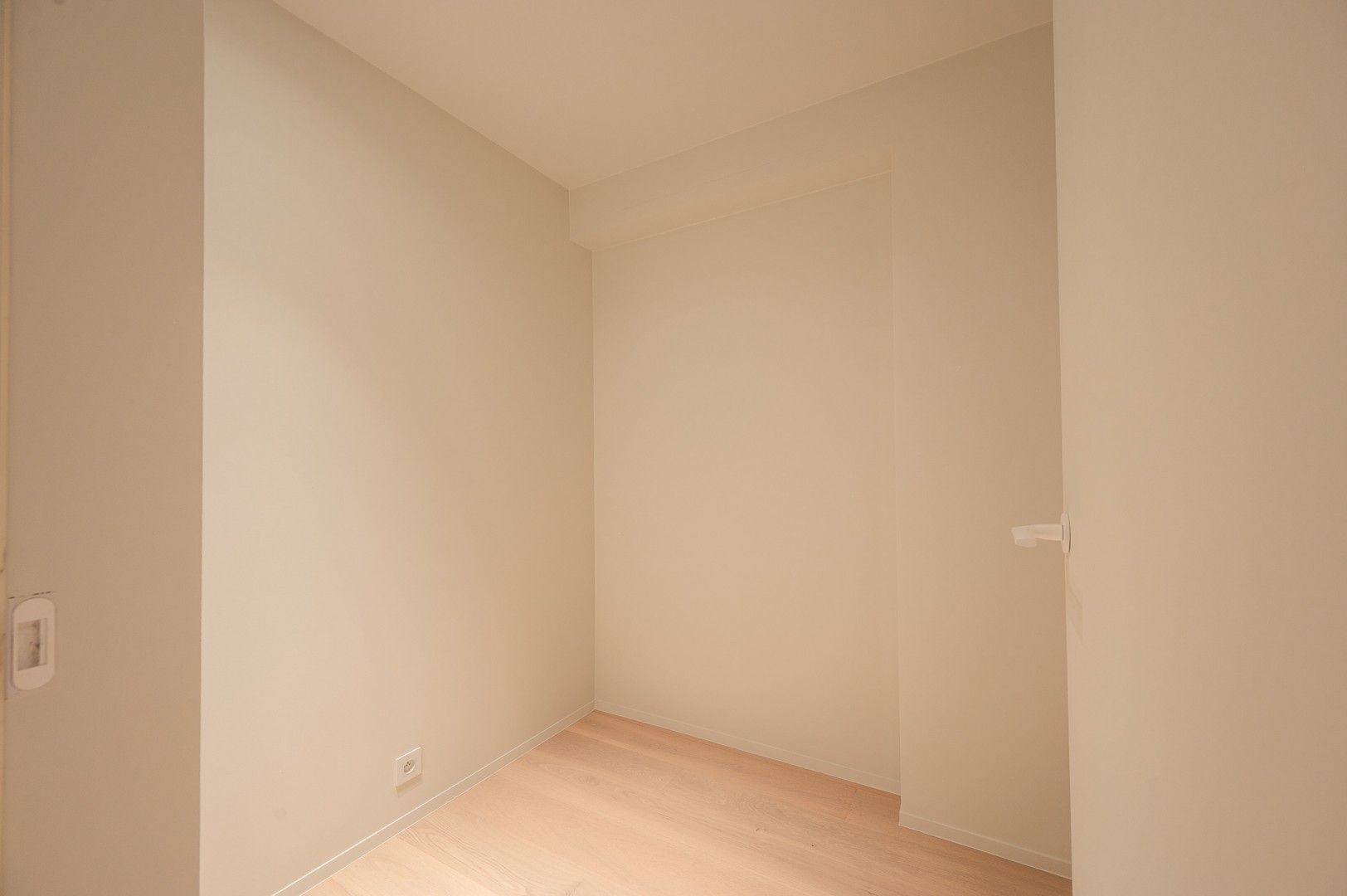 Prachtig gerenoveerd appartement met zijdelings zeezicht in hartje Knokke. foto 22