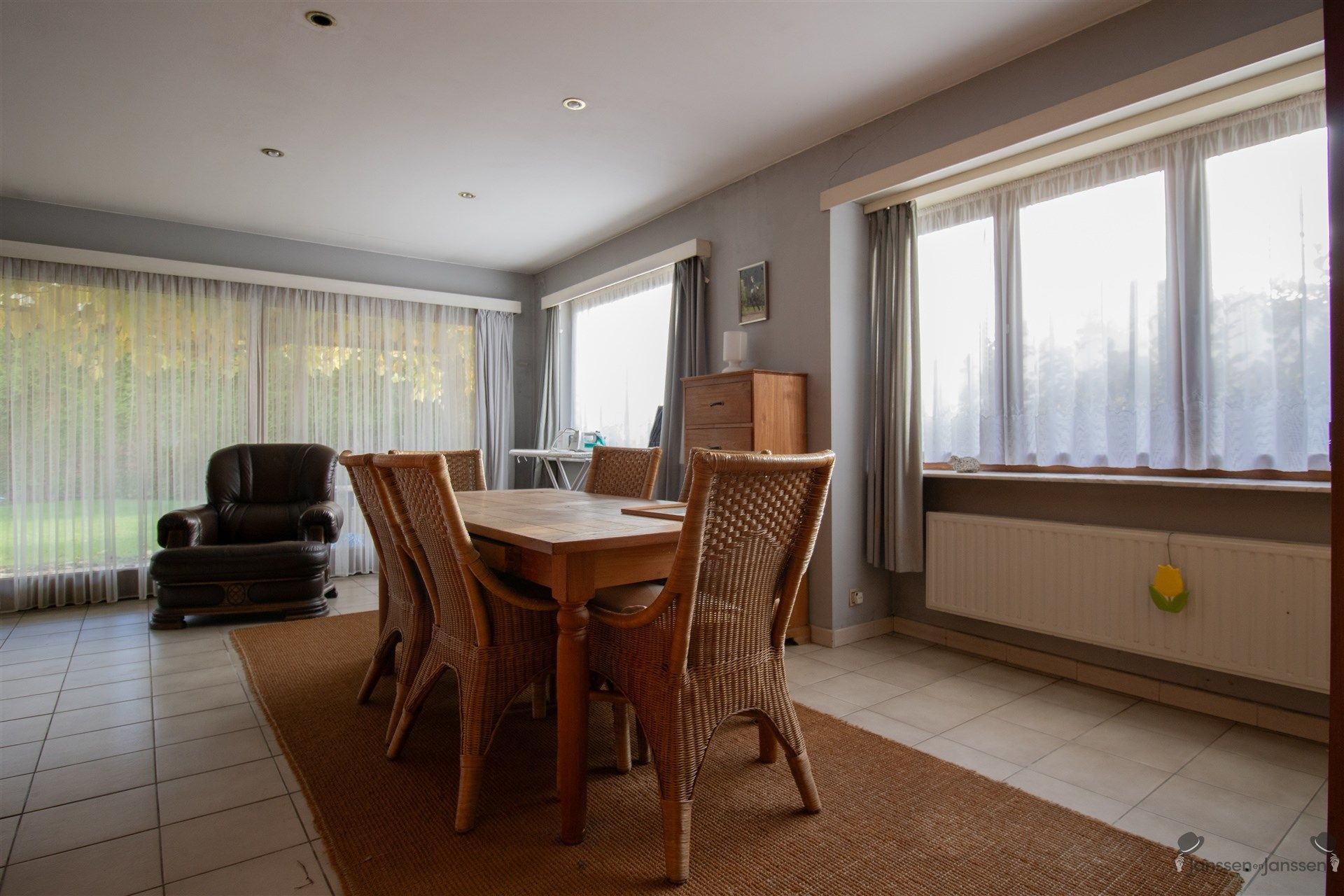 Woning met 3 tot 4 slaapkamers op 516 m² in Oostmalle foto 3