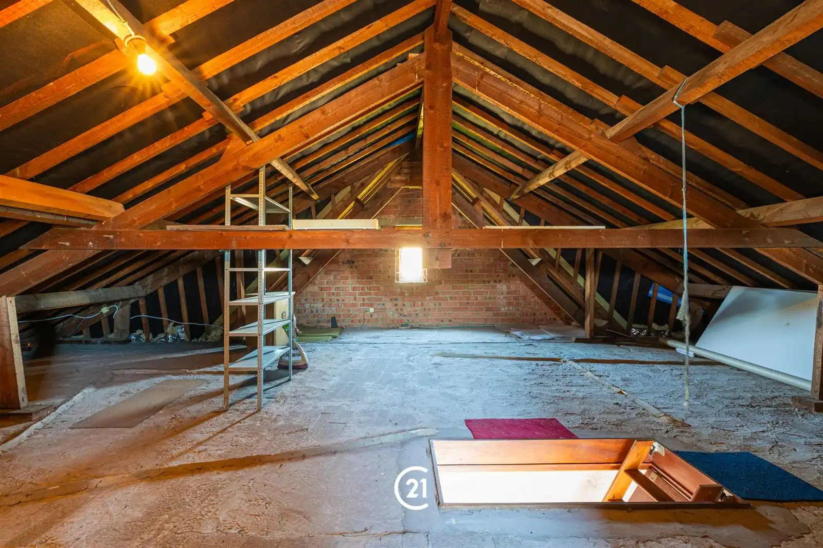 Op te frissen villa met tuin, garage en weide op 16are00 foto 19