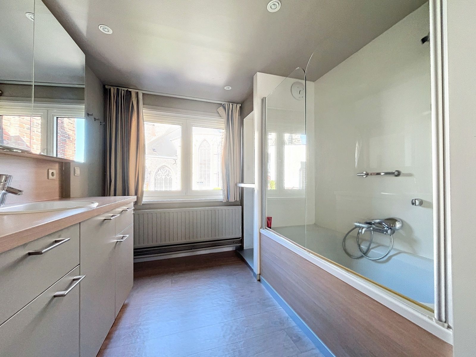 PERFECT GELEGEN  HANDELSPAND  en WONING foto 20