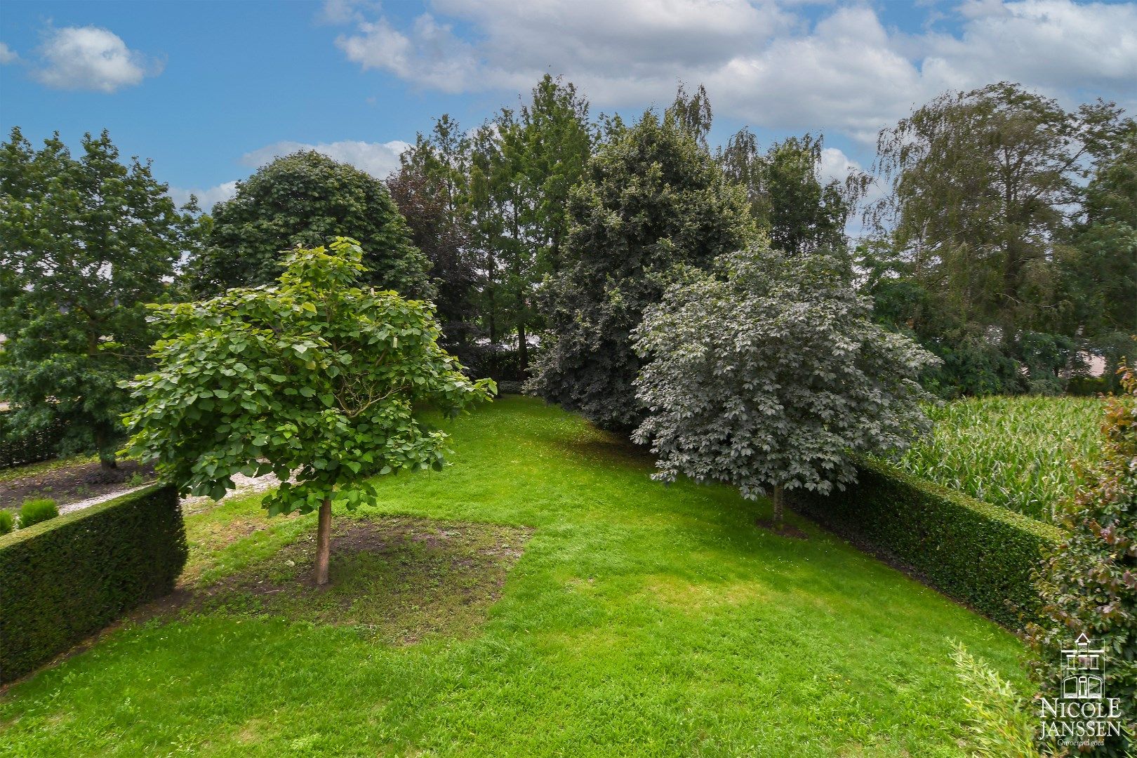 Luchtig en ruim ingedeeld handelspand en bijhorende privéwoning foto 38