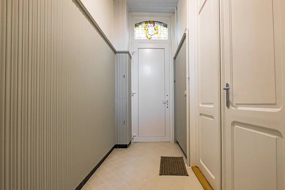 Rijwoning te koop nabij centrum foto 4