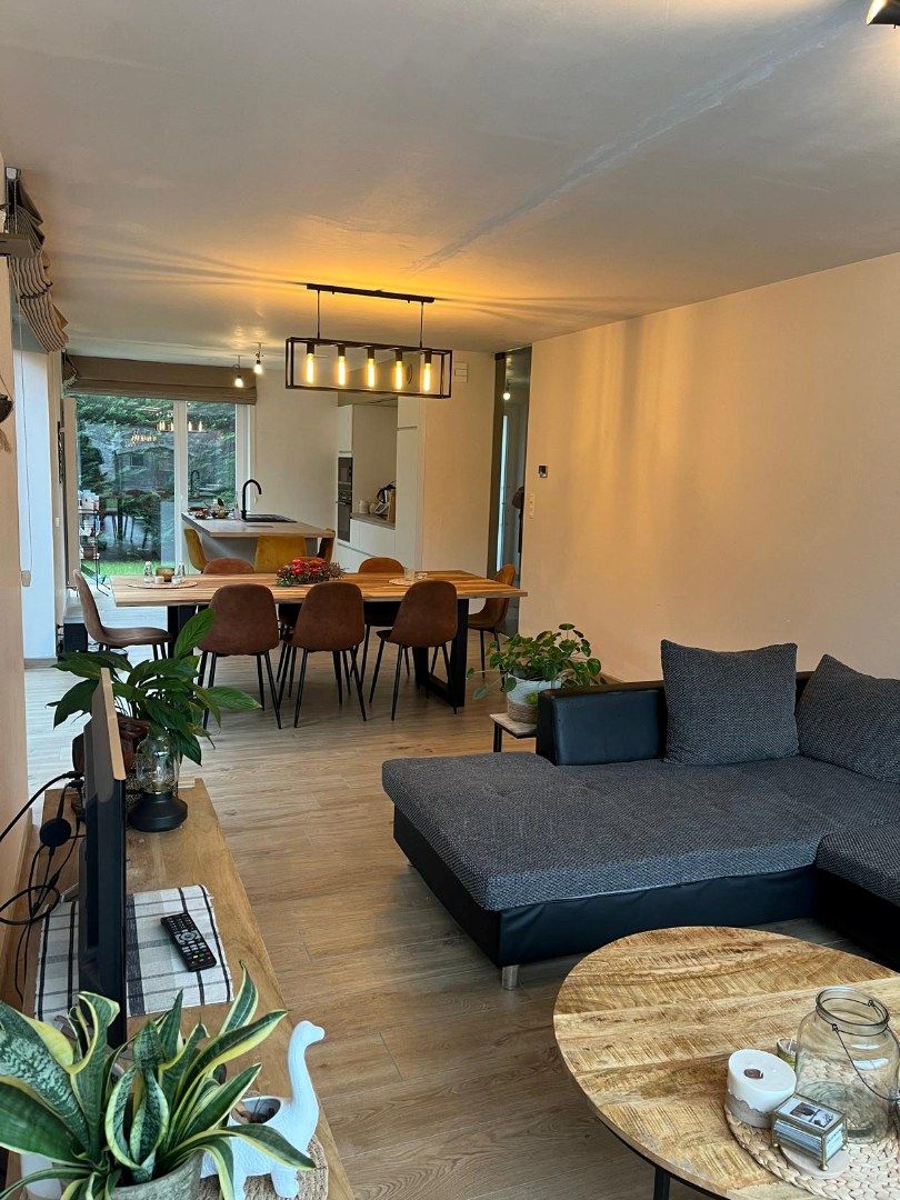 Energiezuinige Half Open  met garage foto 6