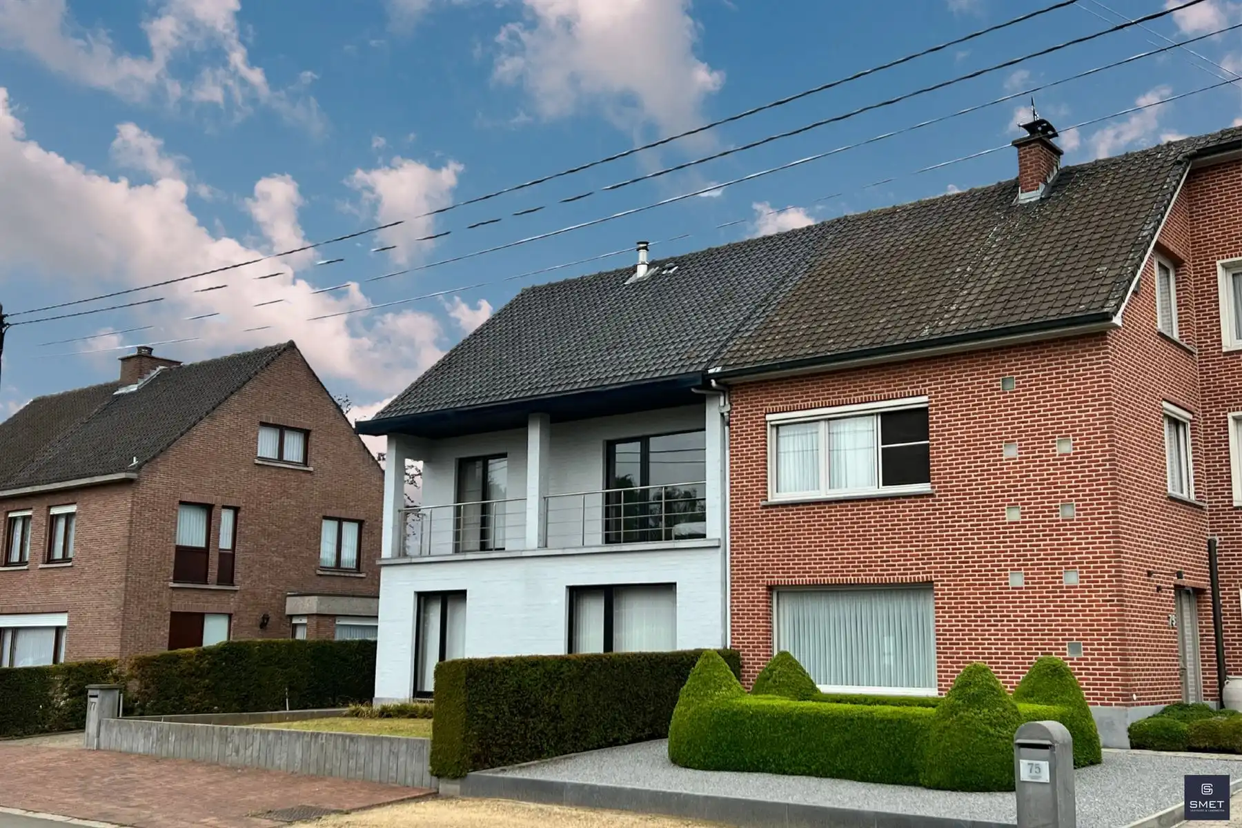 Hoofdfoto van de publicatie: CHARMANTE HOB MET 3 SLK, GAR. EN TUIN