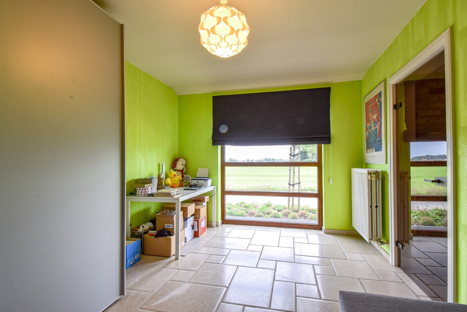 Verzorgde woning met 4 slaapkamers, garage en mooie tuin foto 12