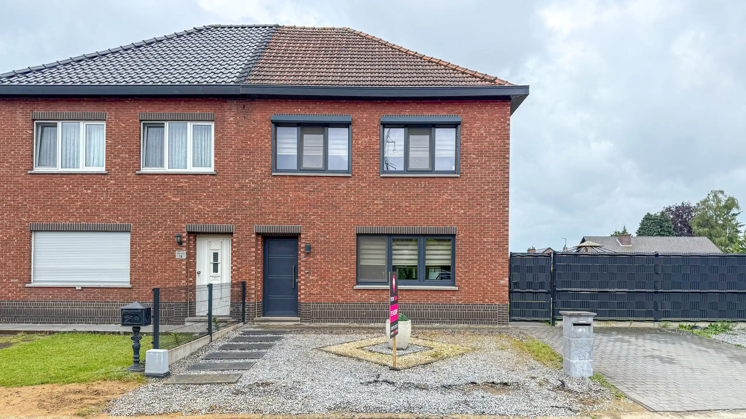 Halfopen woning met tuin en dubbele garage in H-Z! foto 38