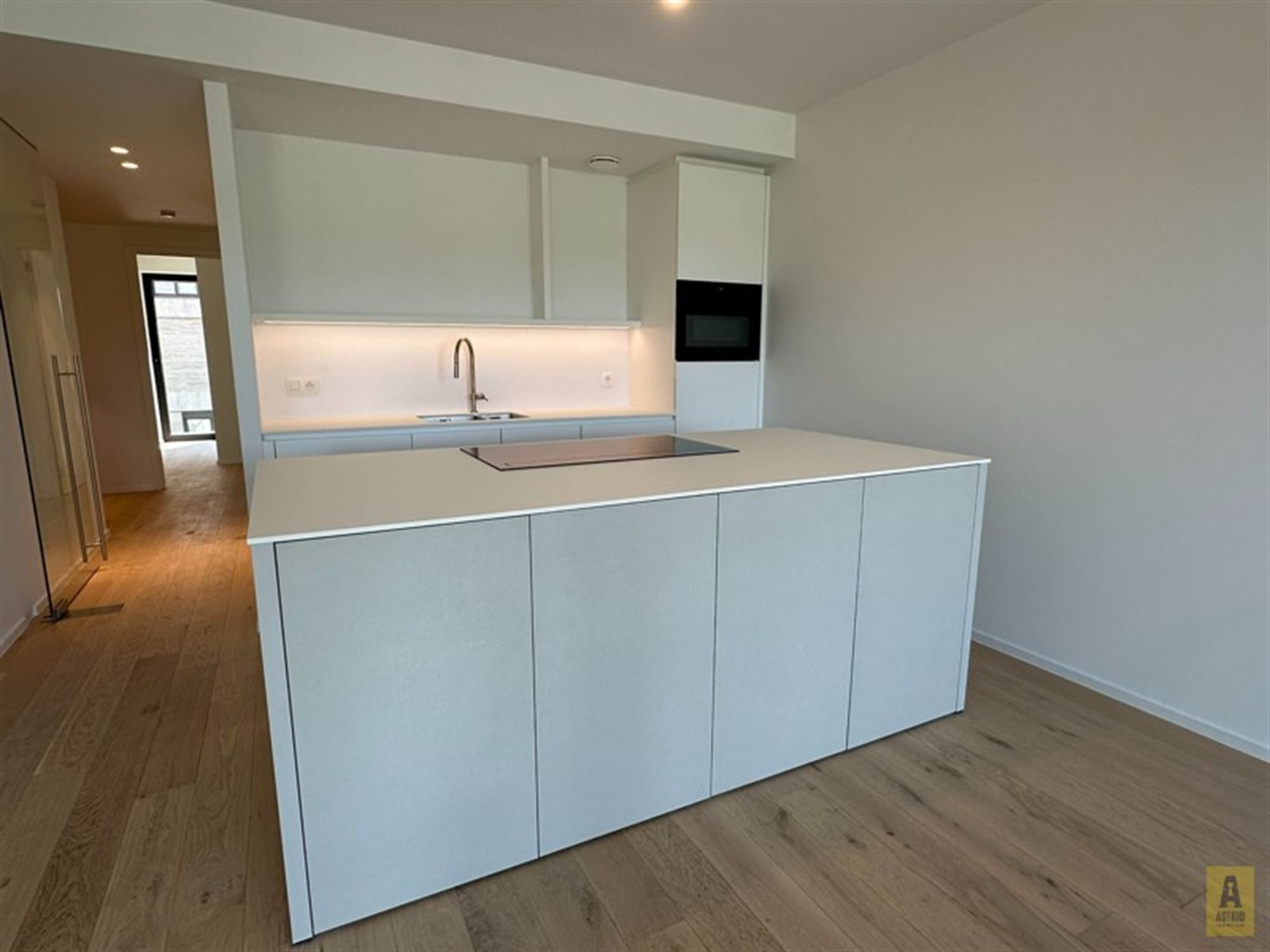 Schitterend appartement met open zicht en parking foto 7