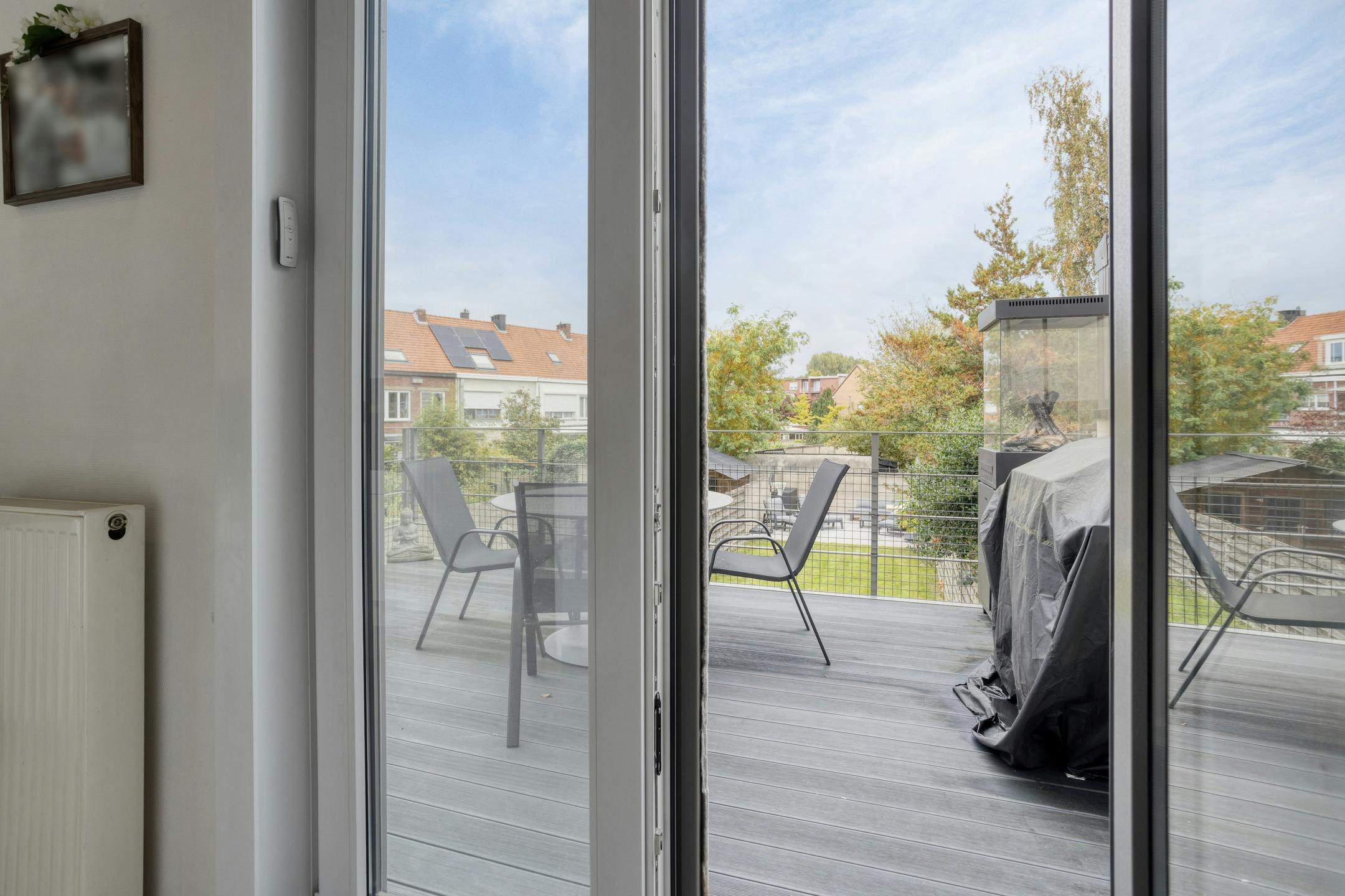 Instapklaar huis te koop in de "Vogeltjeswijk" te Merksem foto 21