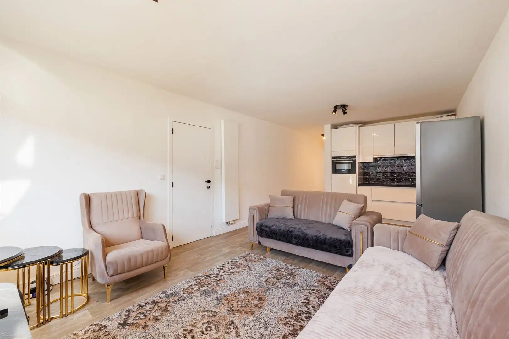 Opbrengsteigendom met 3 APP te Distelhoek foto 11