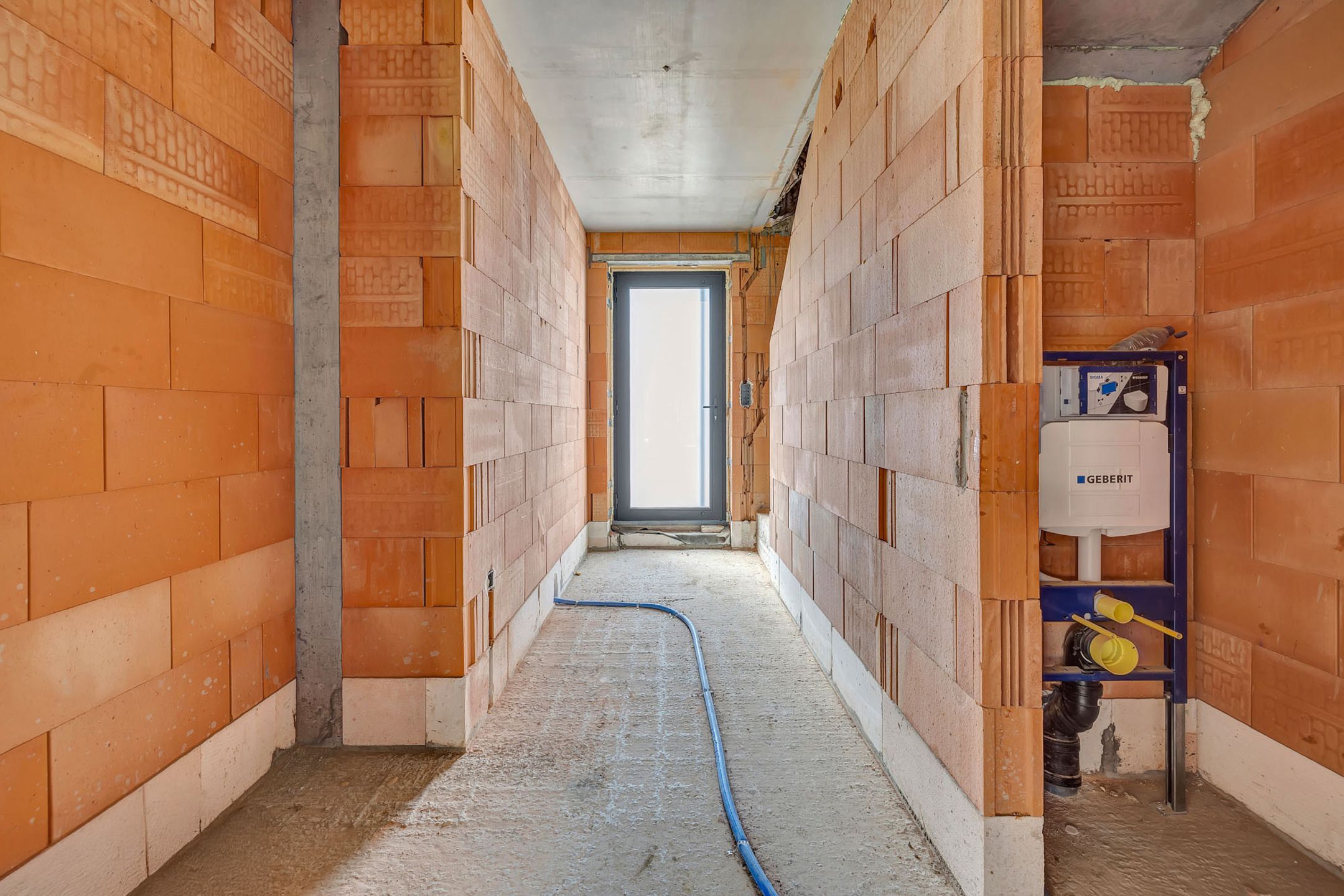 Ruime, volledig afgewerkte nieuwbouwwoning te Denderhoutem foto 3