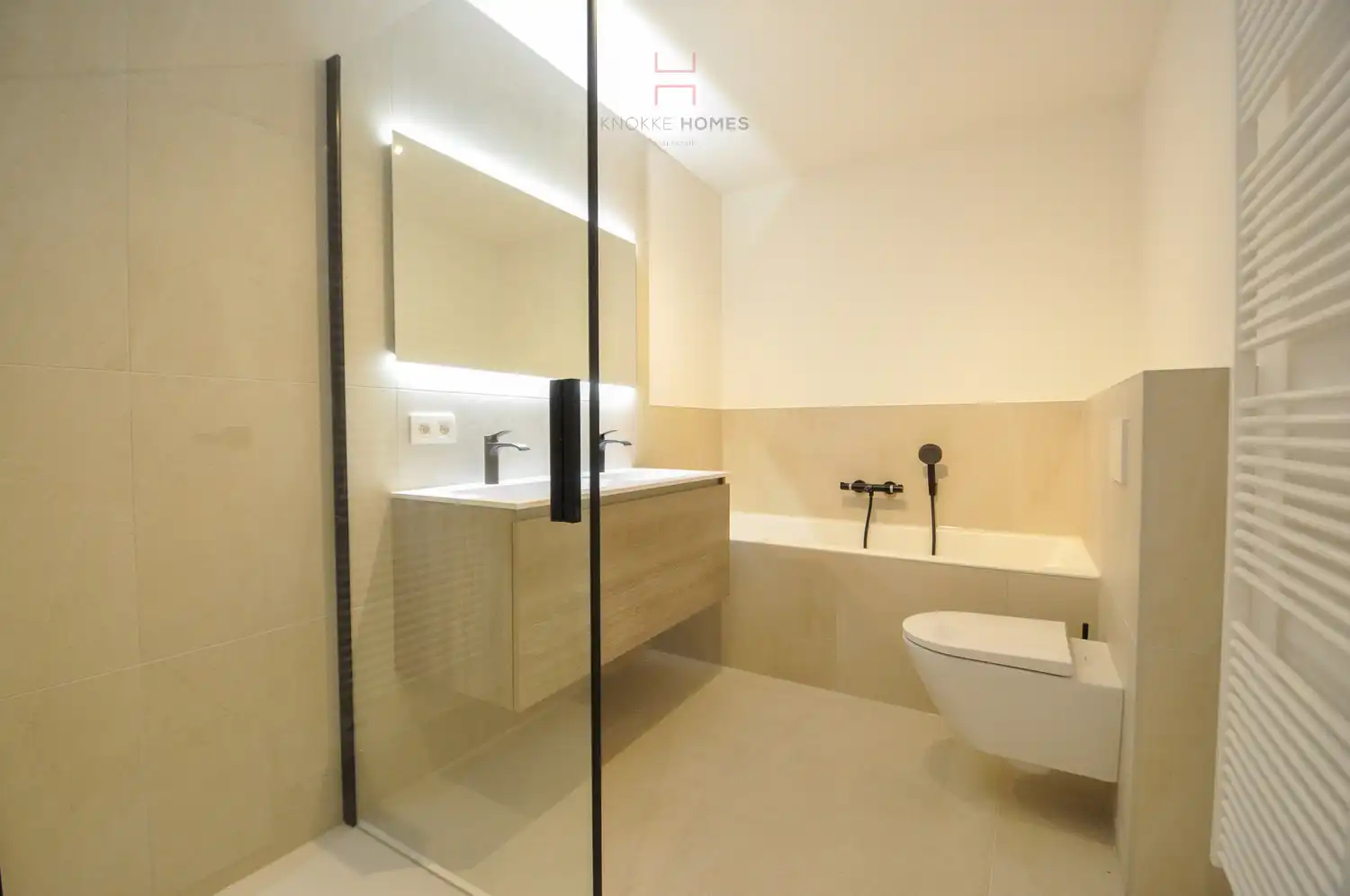 Exclusief nieuwbouwappartement met frontaal zeezicht – Albertstrand, Duinbergen foto 13