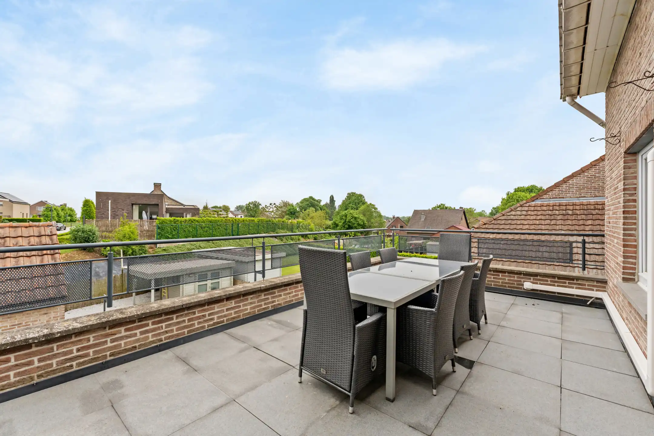 Woning met tal van mogelijkheden in Riemst foto 12