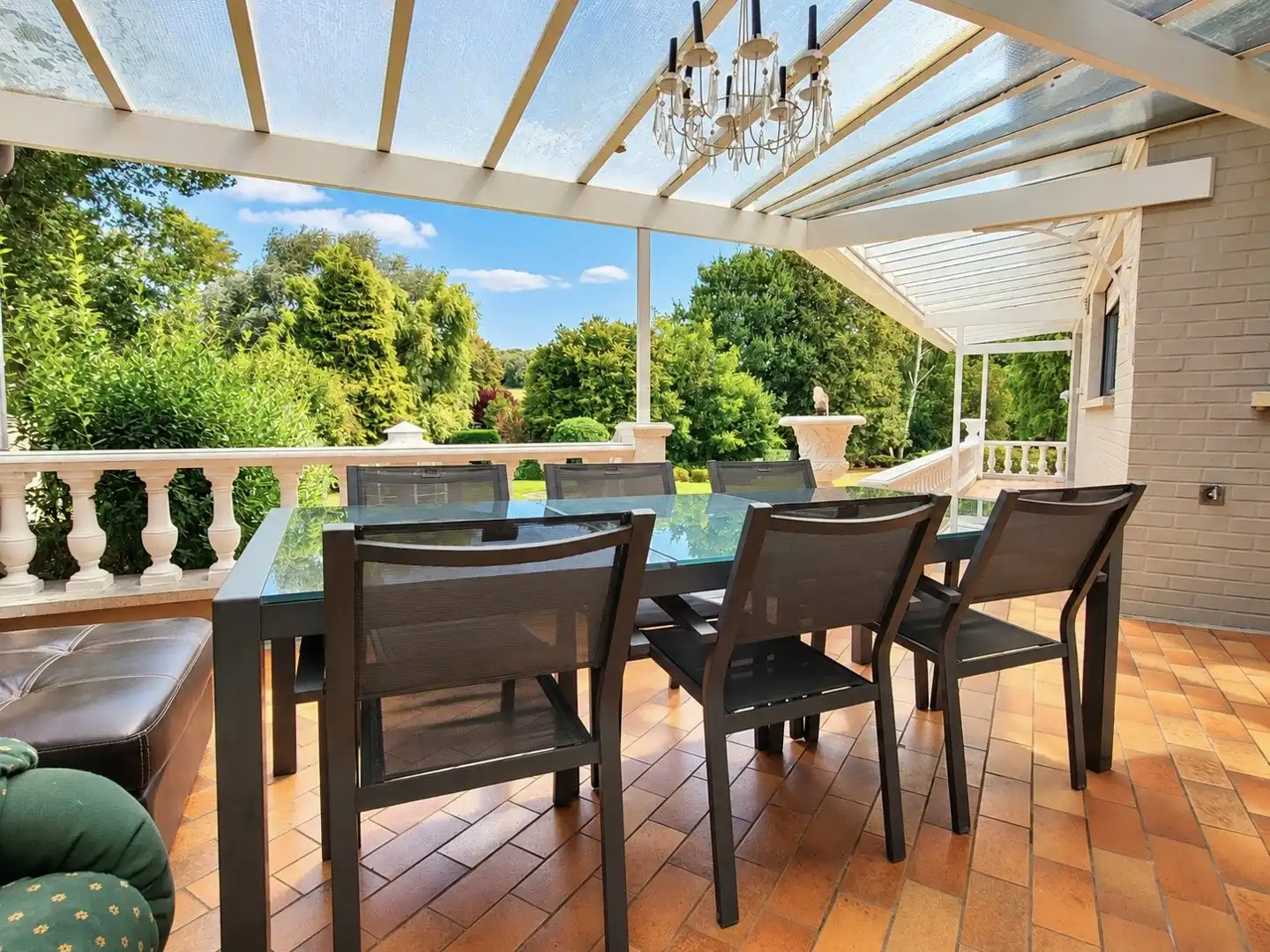 Exclusief landhuis op 2.917 m² met dubbele garage, prachtig zicht over de velden en optimale privacy. foto 19