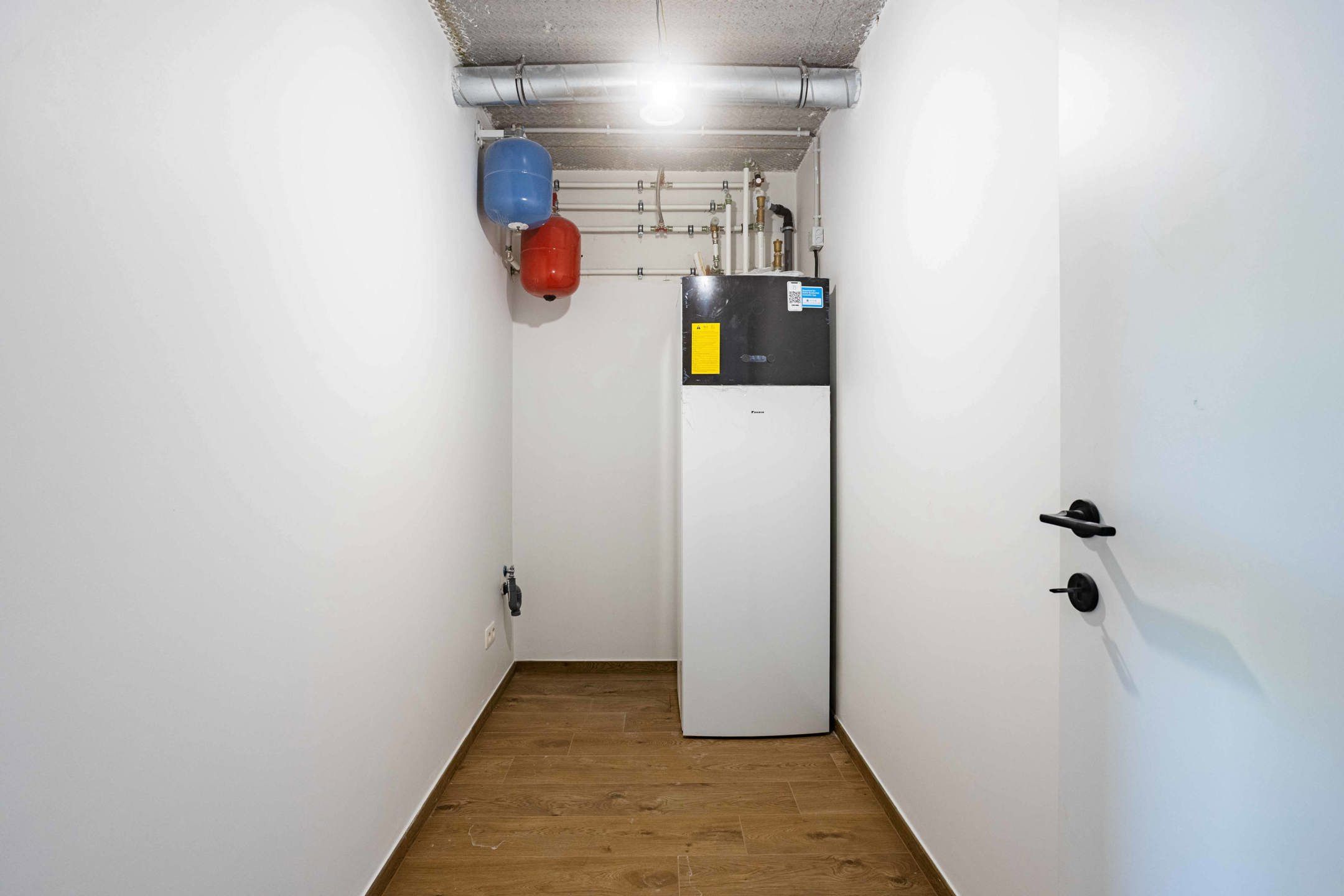 Prachtige nieuwbouwwoning omringd door groen en natuur. foto 9