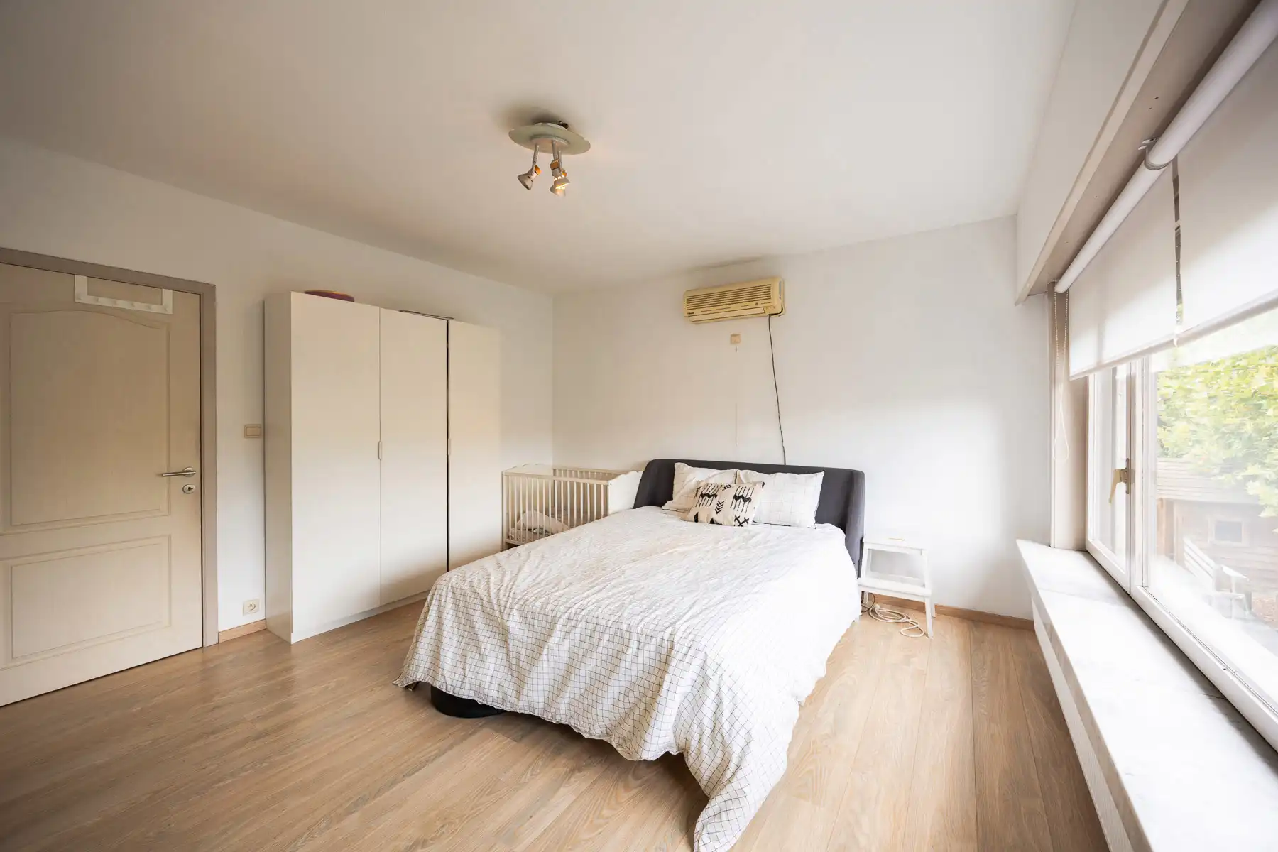 Ruime woning met praktijkruimte op toplocatie foto 18