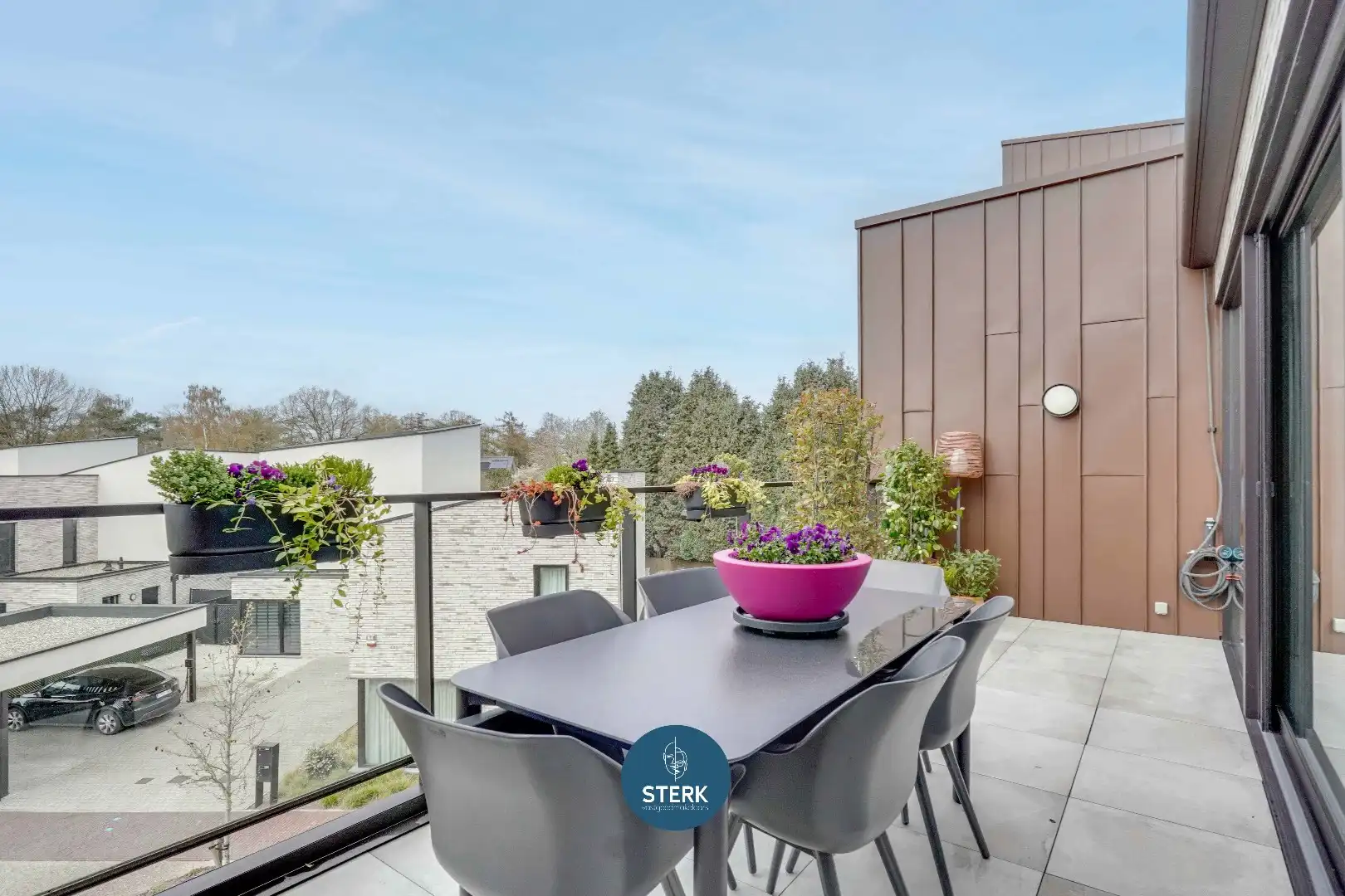 EXCLUSIEF PENTHOUSE OP EEN TOPLOCATIE TE EISDEN-MAASMECHELEN !  foto 12