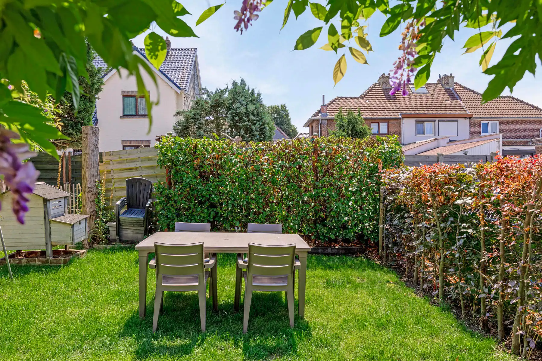 Halfopen woning met tuin & parking in Halle | EPC D foto 4