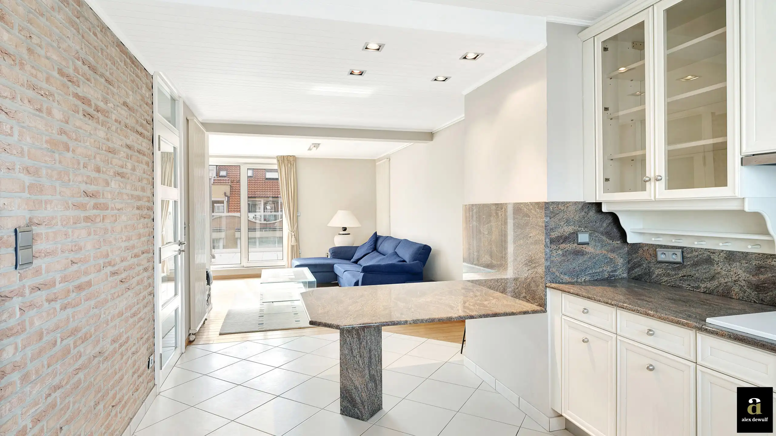 Uniek duplexappartement met zijdelings zeezicht en ruime terrassen. foto 11