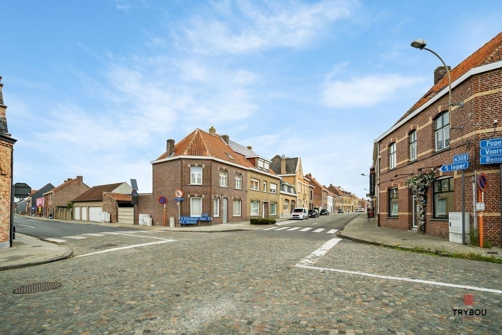 Prachtig gerenoveerd handelspand op toplocatie te Vlamertinge.  foto 18