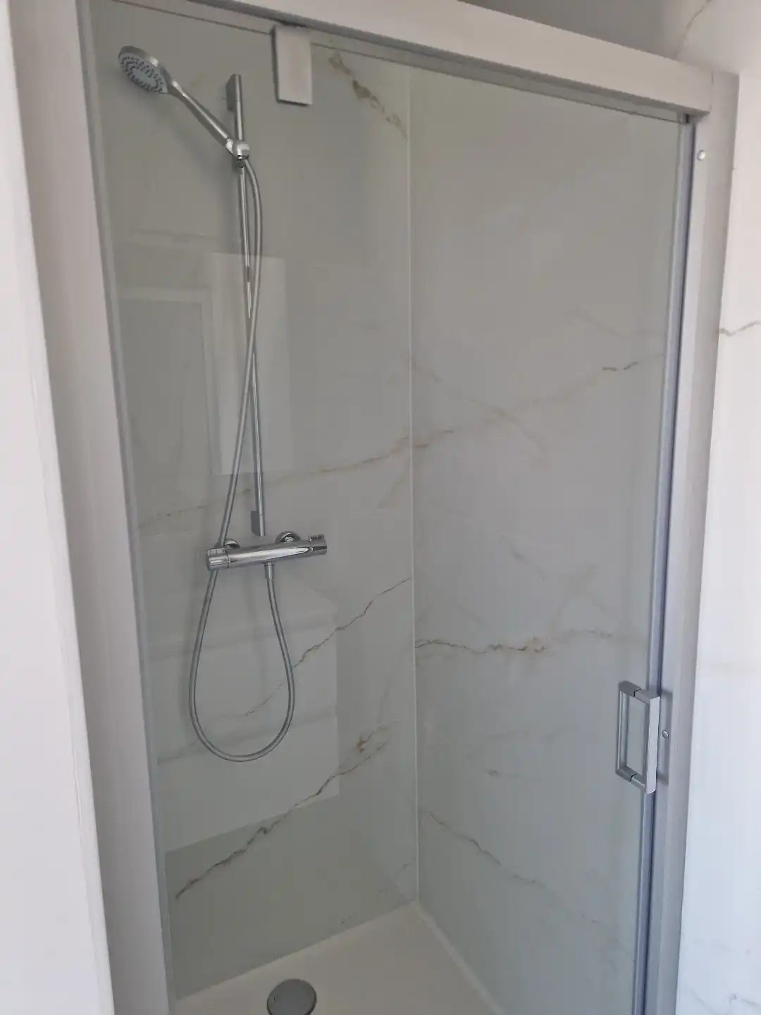 Nieuwbouwappartement met lateraal zeezicht te huur in Nieuwpoort-Bad foto 6