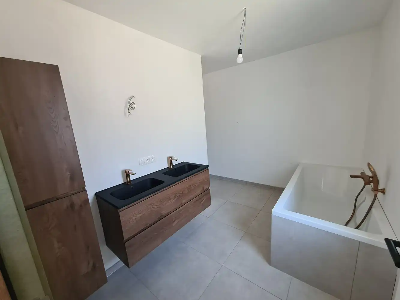 Ruime energieneutrale woning nabij centrum Leopoldsburg foto 8