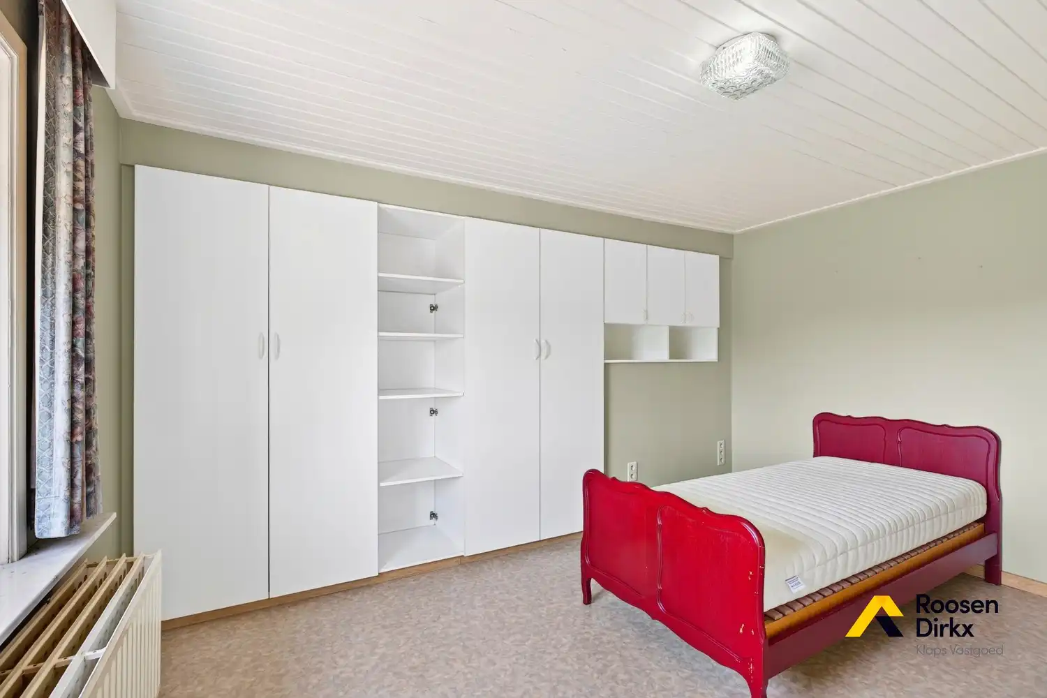 Rustig gelegen degelijke gezinswoning met 3 slaapkamers op perceel van bijna 10a foto 24