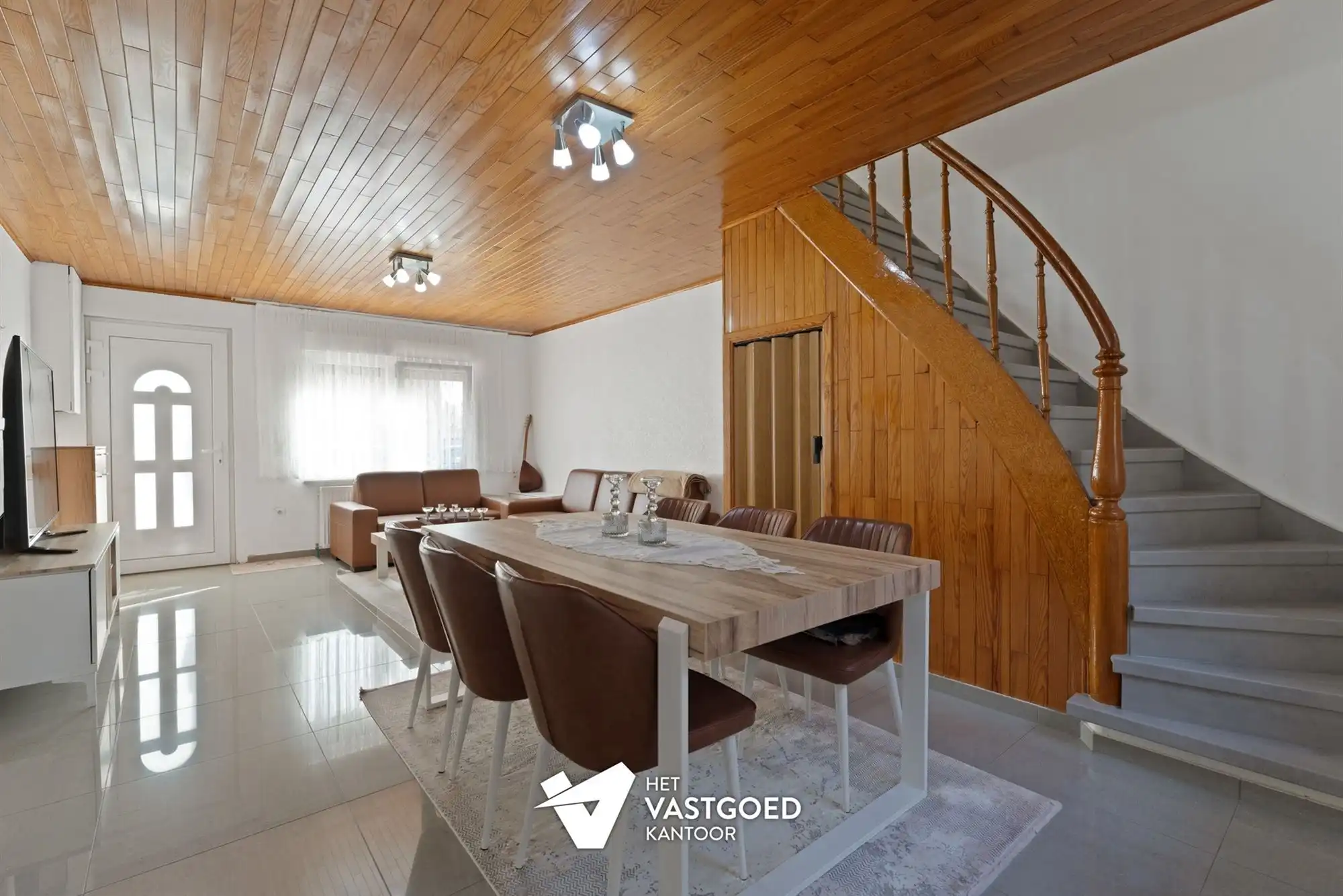 KNAP GERENOVEERDE WONING MET 3 SLAAPKAMERS foto 7
