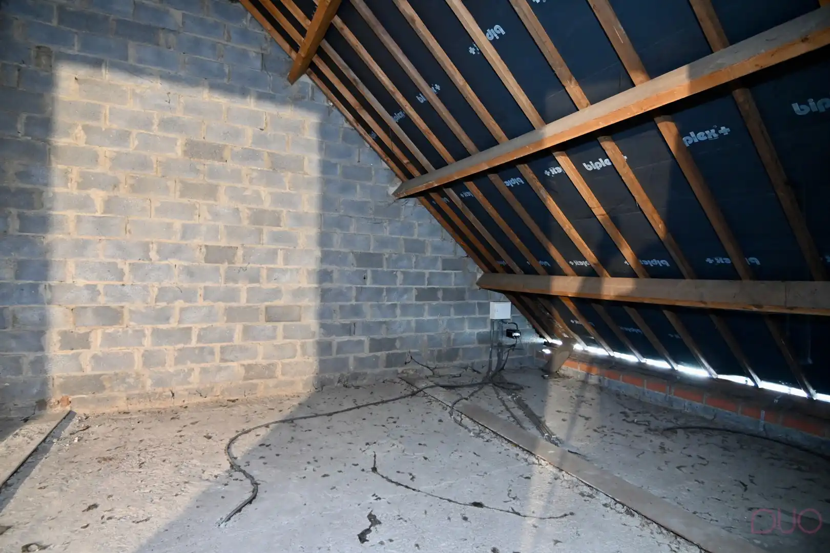 Groot handelspand met aparte ingang, bovenliggende woning en inpandige garage foto 29