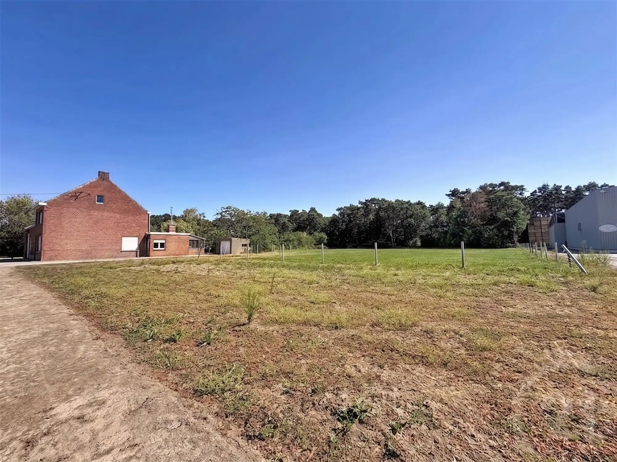 Achterliggende woning met veel potentieel op 78 are 61! foto 4