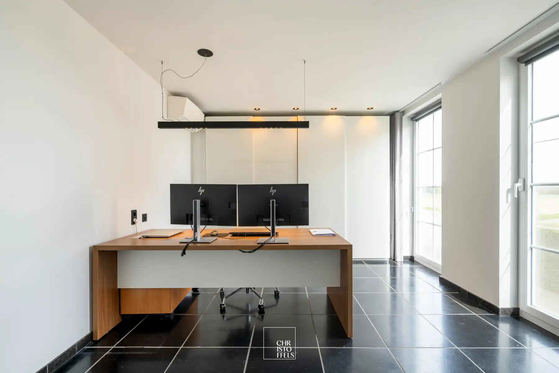 Elegante villa (384m²) op perceel van 1.349m² foto 19